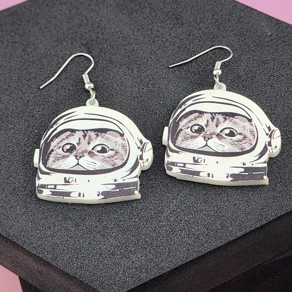 Astronaut Cat Space Helmet Dangle Earrings Black White Kawaii Novelty Pop Art